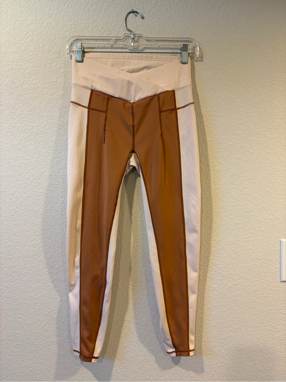 FP Movement Women’s Brown and White Rebel Leggings - Small